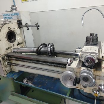 Reparación de torno convencional