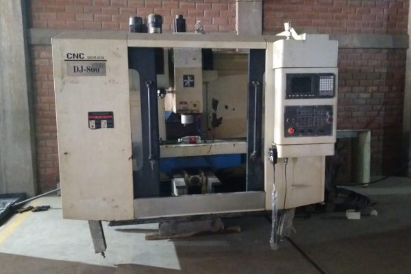 equipo energizado se verifica operavidad de control